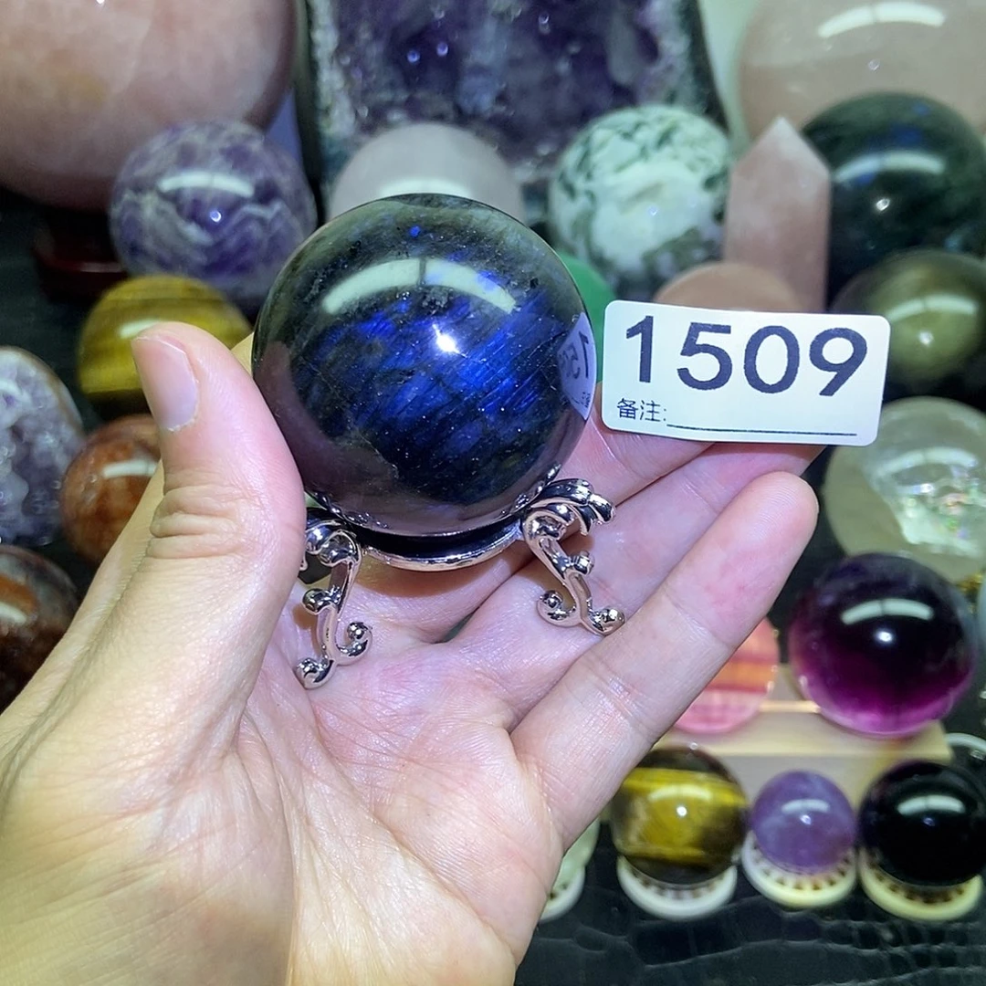 水晶摆件未镶嵌M****摆件