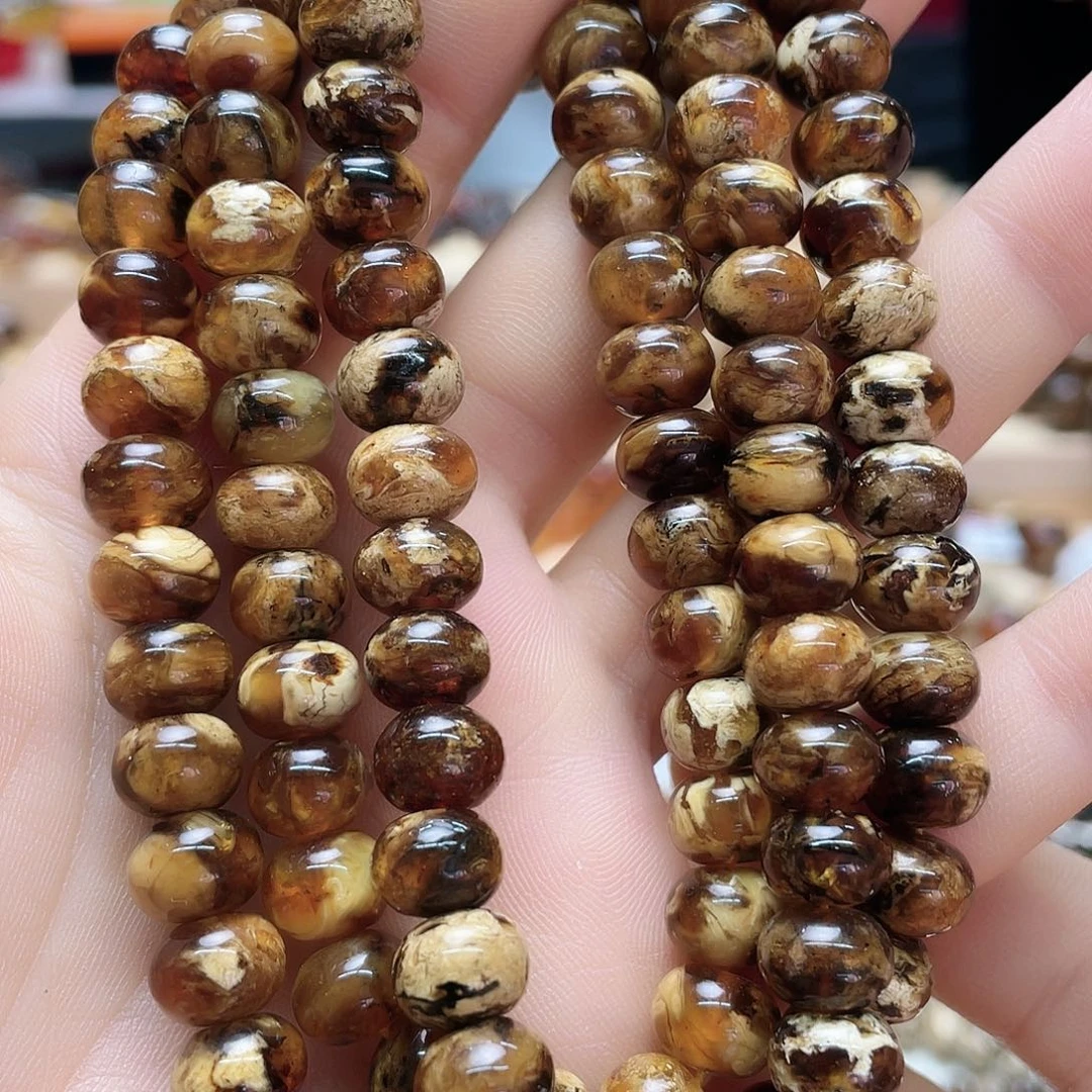 琥珀裸石未镶嵌九