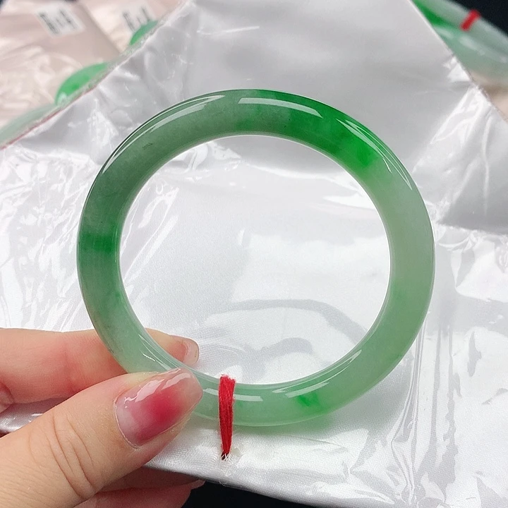 未镶嵌手镯翡翠翡翠682