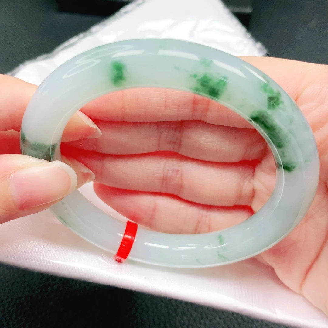 翡翠未镶嵌手镯56圈