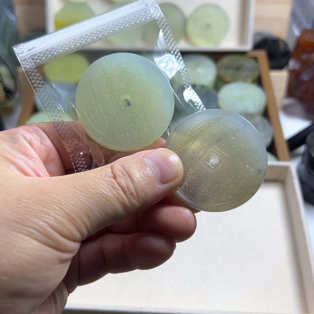 菜***居蛇纹石玉合金颈饰