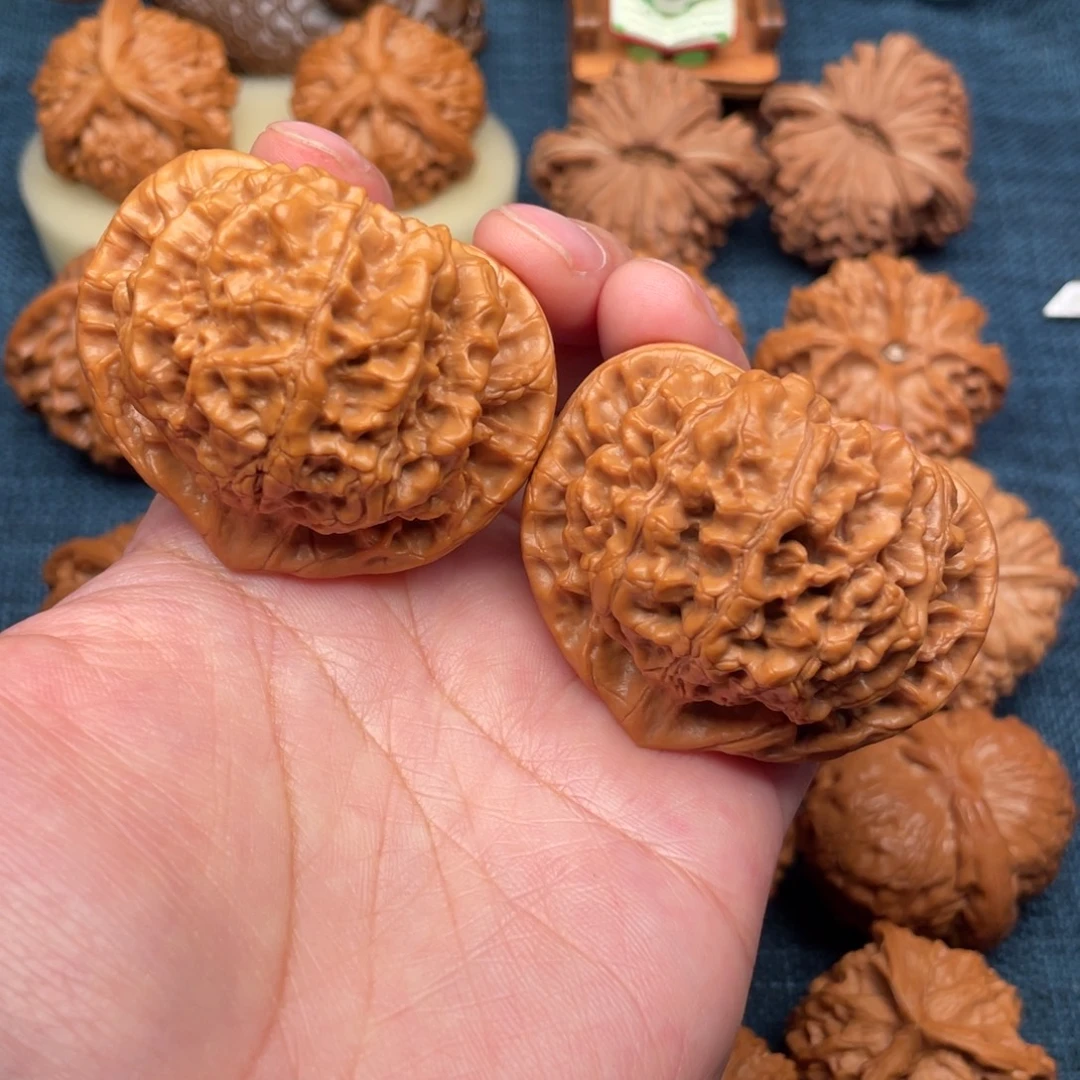 文玩核桃把件51麒麟纹官帽全品