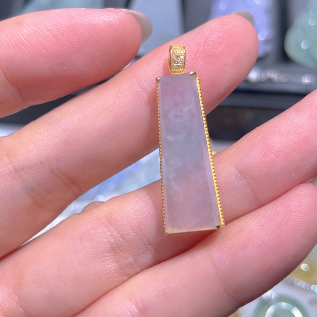 颈饰18K金镶嵌翡翠翡翠