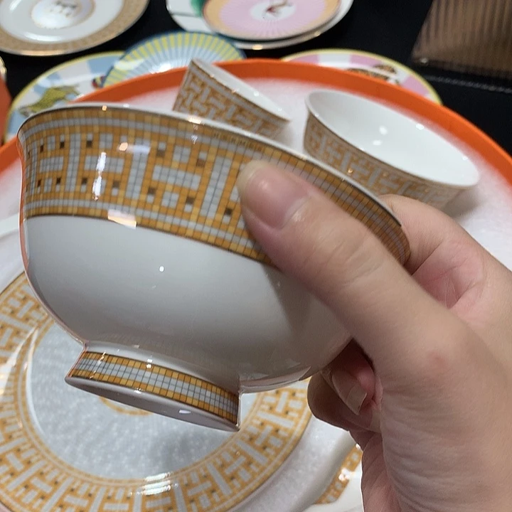 咖啡的香气是一股