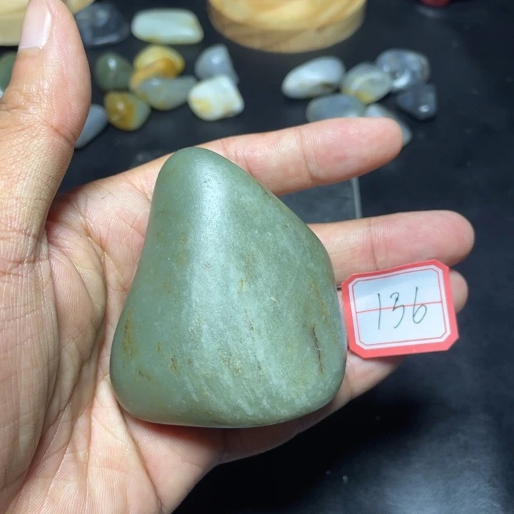 和田玉未镶嵌颈饰136