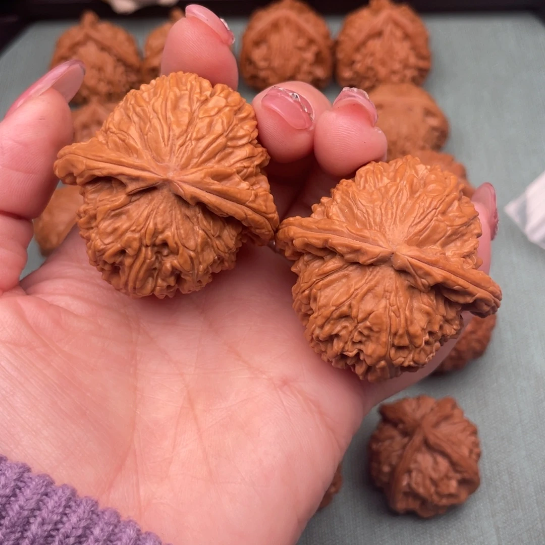 文玩核桃把件全品白狮子45