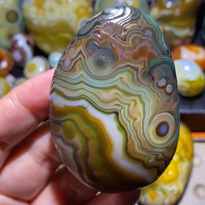 玛瑙/玉髓未镶嵌珠宝半成品
