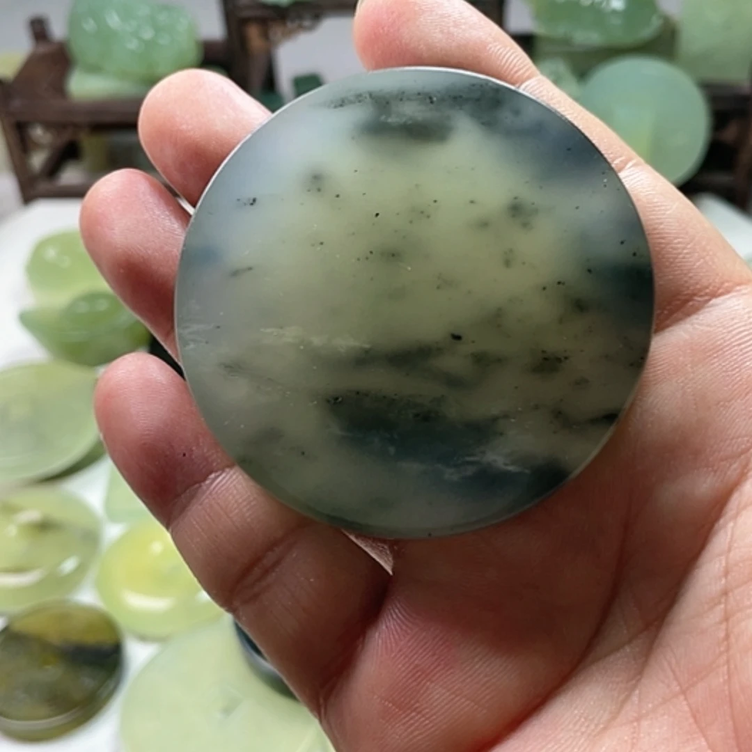 【闪购商品】岫玉未镶嵌挂件青***士