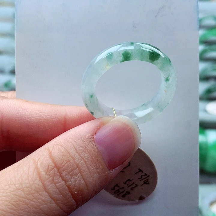 翡翠未镶嵌戒指22号