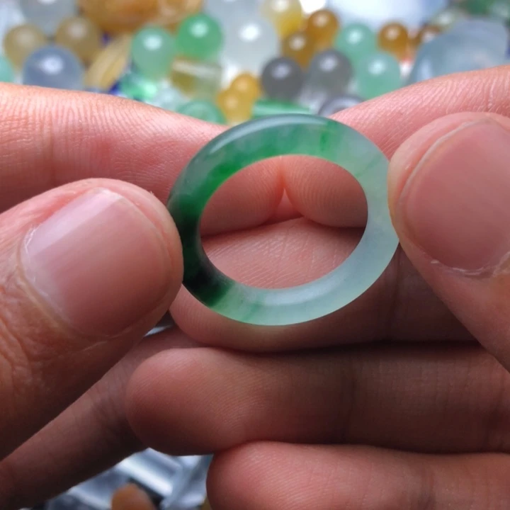 未镶嵌定制翡翠挂件