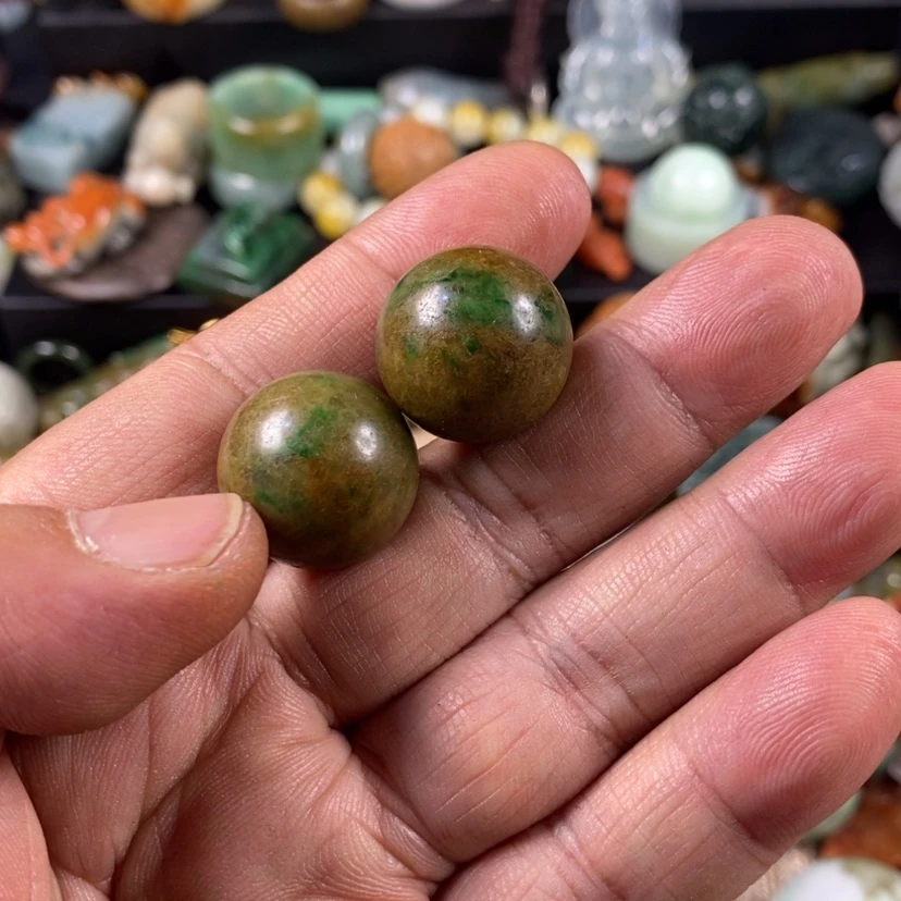 【闪购商品】翡翠吊坠(不含链)未镶嵌翦