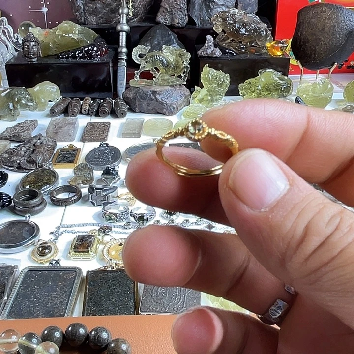 大理石磁石陨落星辰捷克吊坠