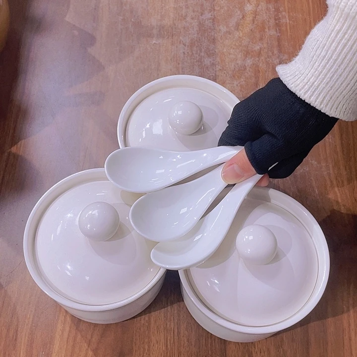 白瓷餐盘餐盘餐盘