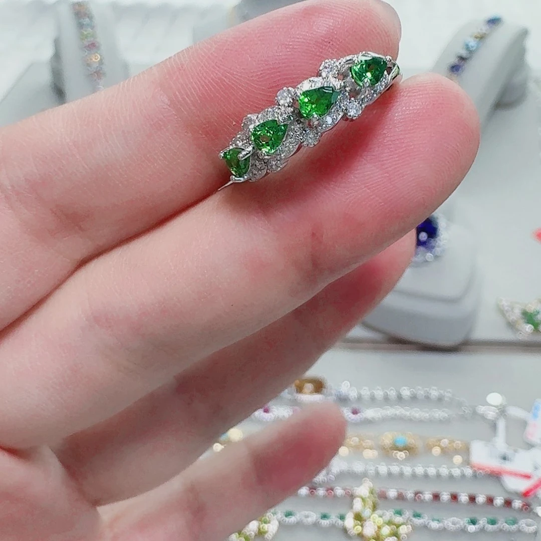 925银合成立方氧化锆戒指