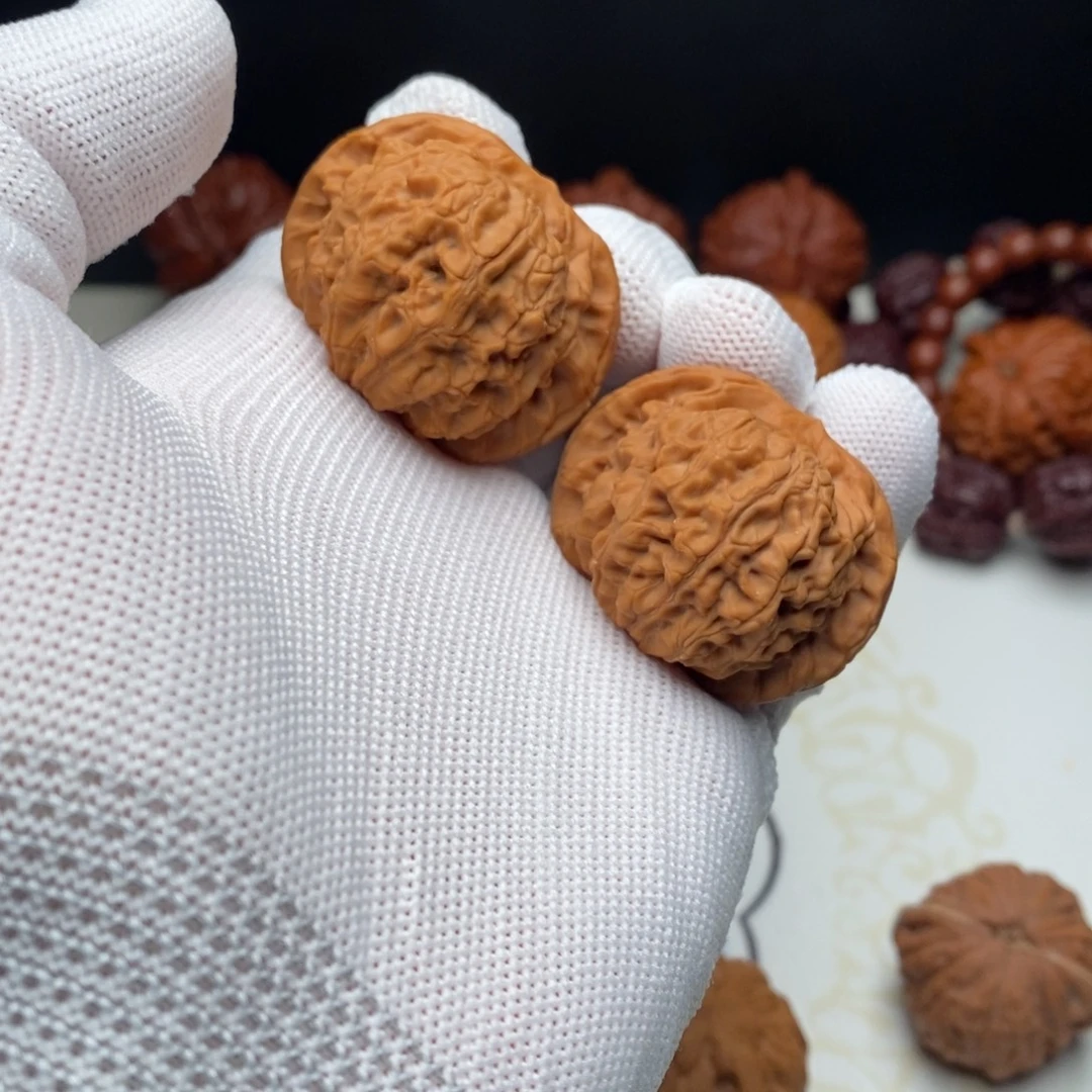 文玩核桃把件40野生核王