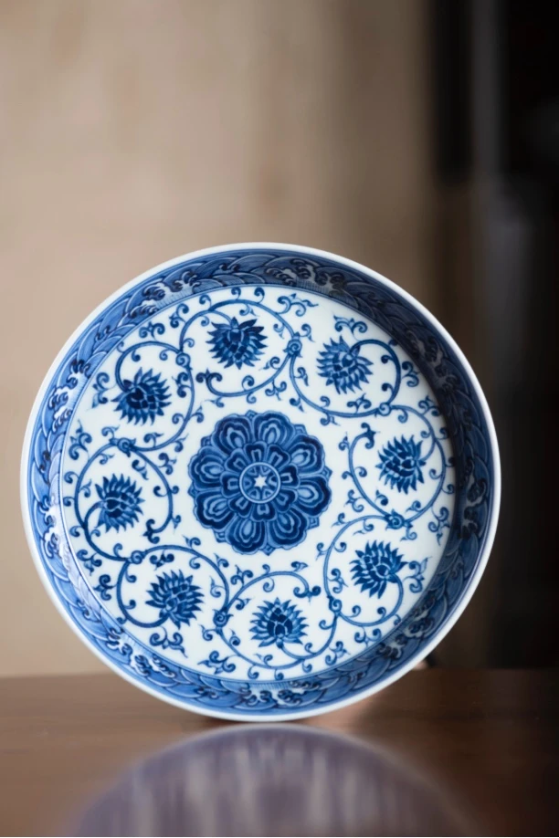 悟锦堂双线缠枝莲壶承直径17cm