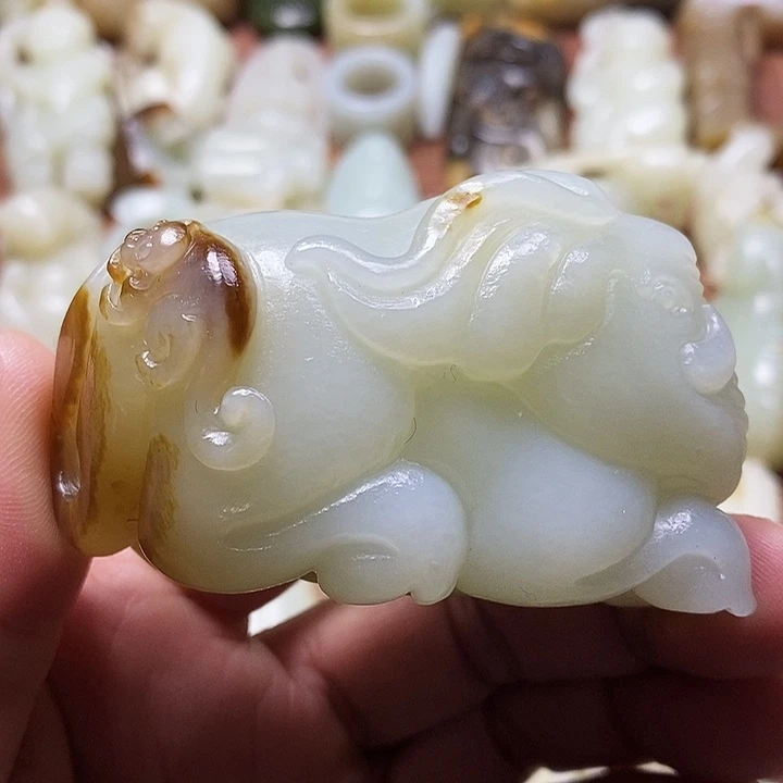 和田玉未镶嵌挂件