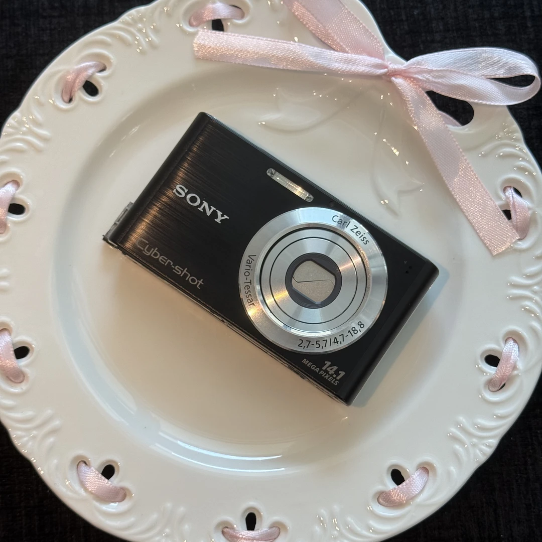 9新 Sony/索尼 w320张元英同款中文1400w像素4倍变焦学生相机ccd