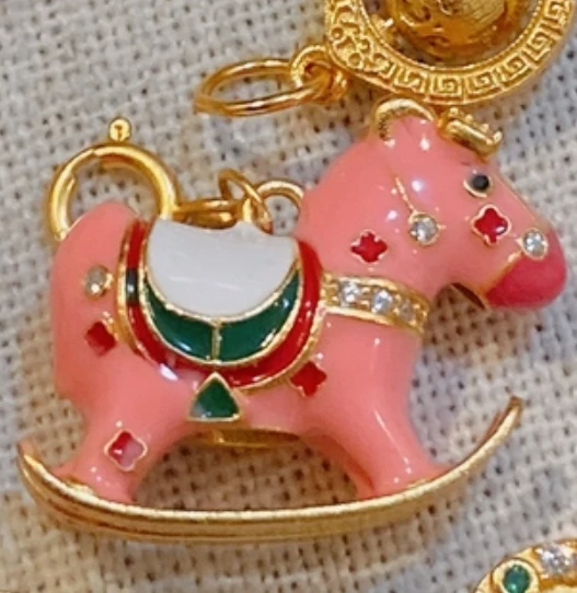 925银银制品 A107 925银粉彩唐马吊坠