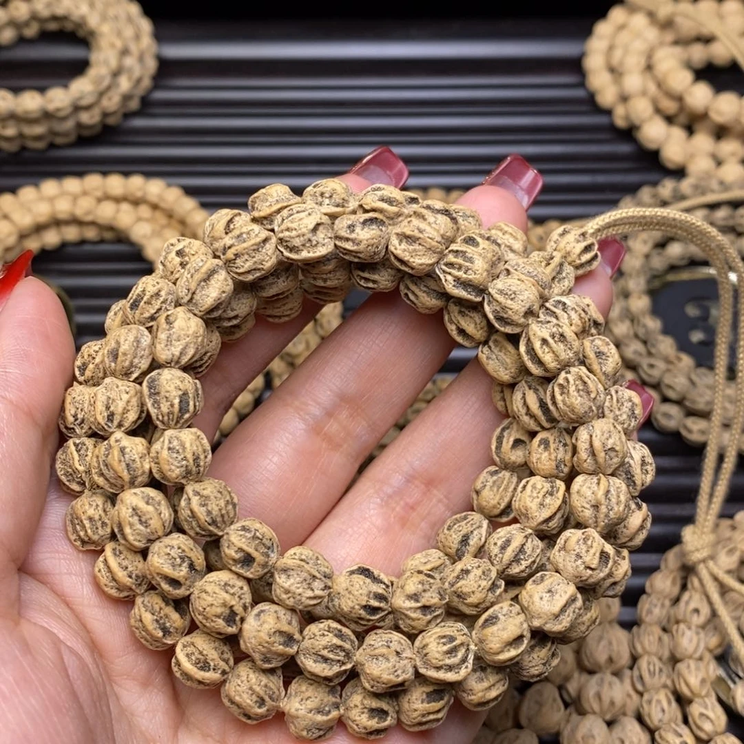 柏香籽/百香籽吊坠狗**师