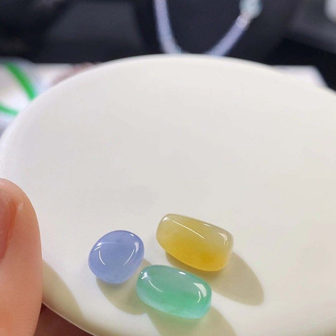 未镶嵌摆件翡翠一组随行