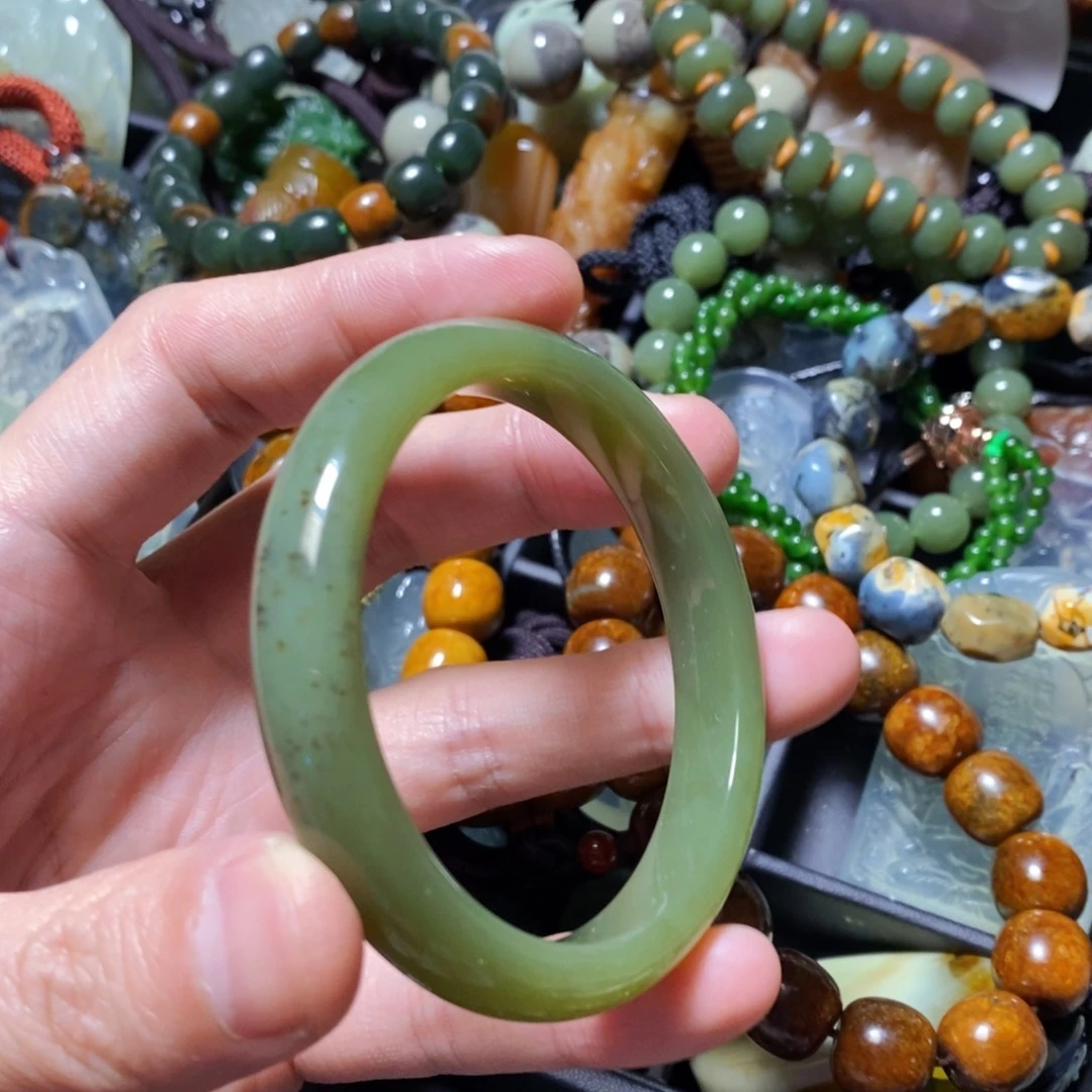 和田玉未镶嵌颈饰55口