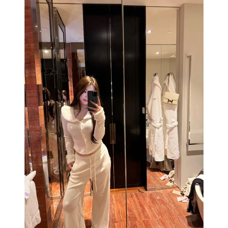 一只雪雪【雪境漫游】新款秋冬气质韩版休闲款直筒时尚针织裤