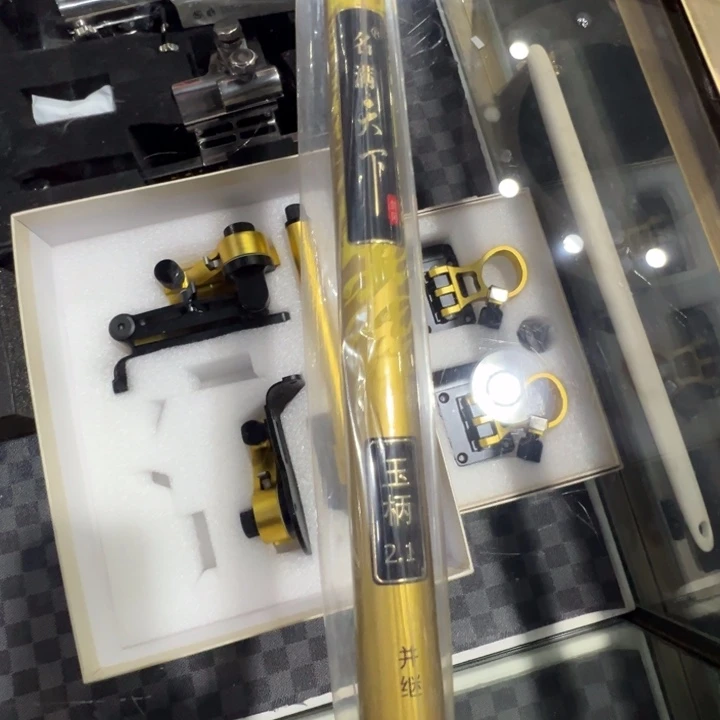 二手全新剑冈2.1米金色插节抄网杆一个