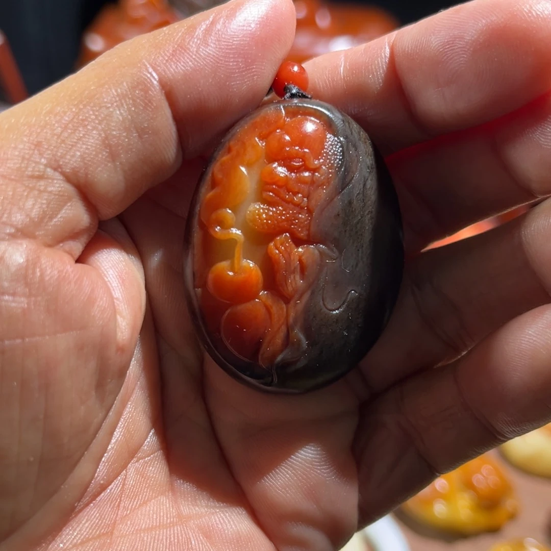 吊坠(不含链)未镶嵌和田玉建*