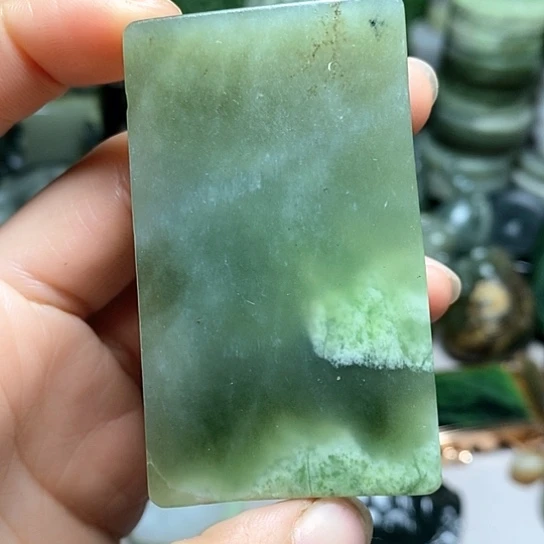 未镶嵌和田玉（糖玉）珠宝半成品