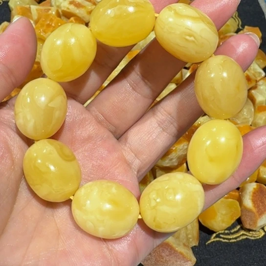 定制琥珀未镶嵌蜜蜡