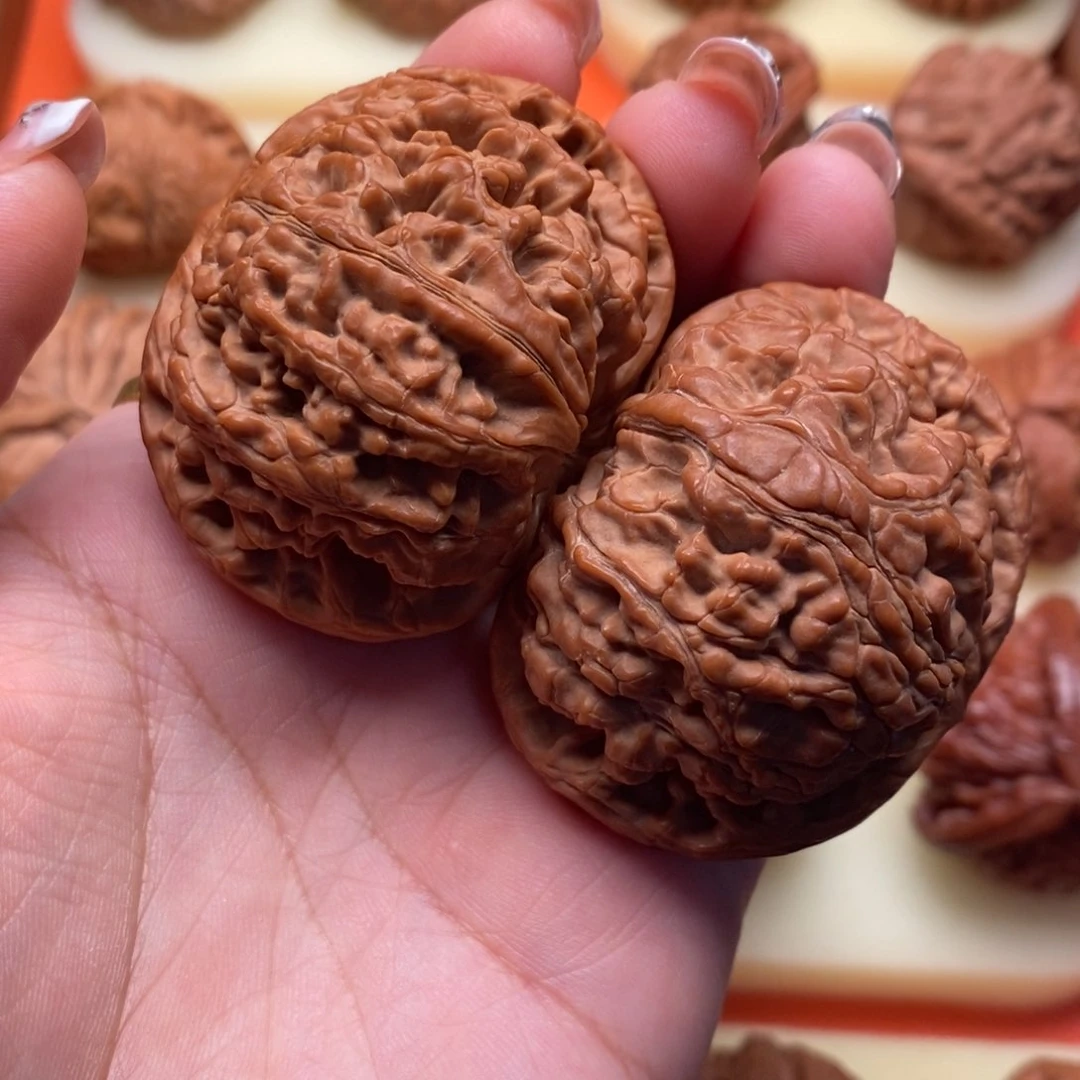 桃核把件水龙纹51