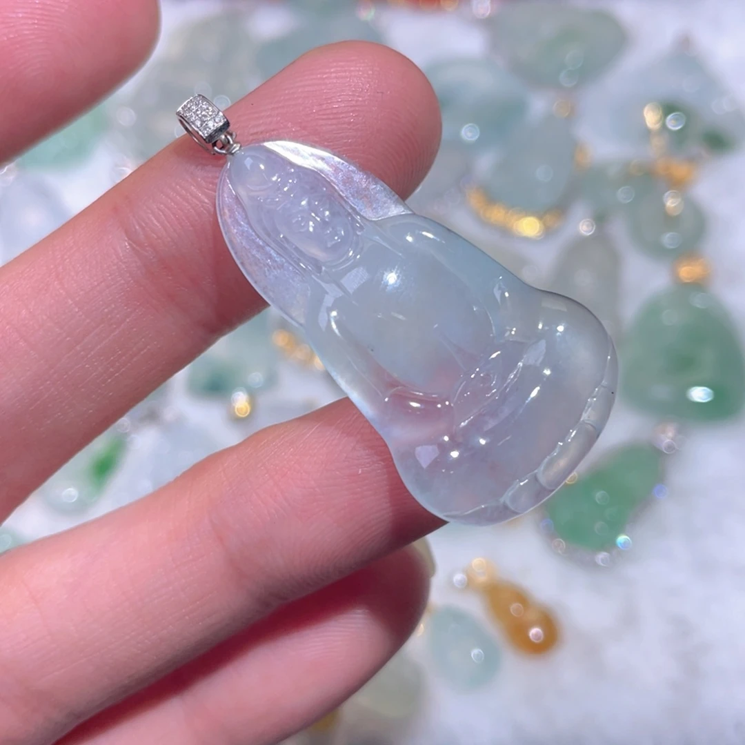 翡翠18K金镶嵌颈饰翡翠