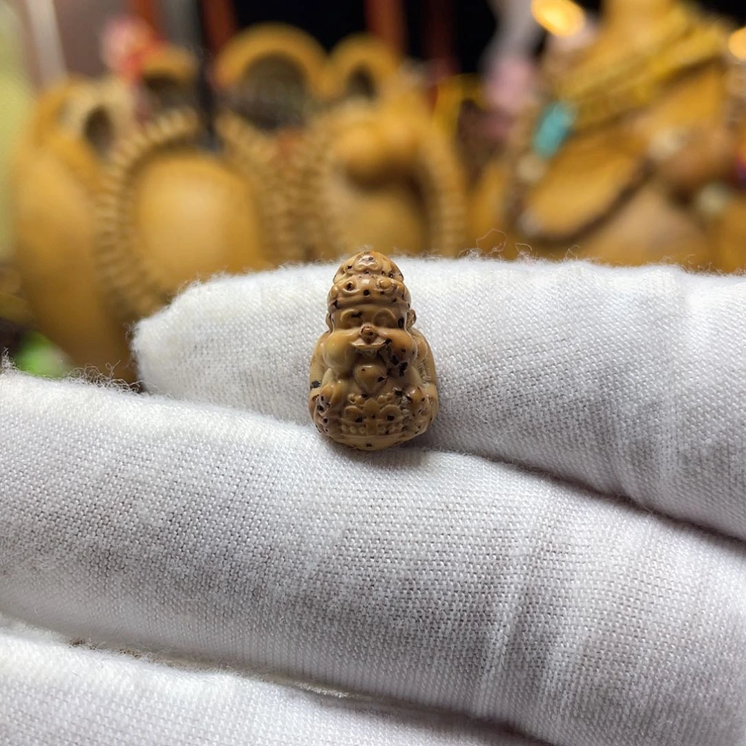 手串星月菩提雕刻财神金花虎皮