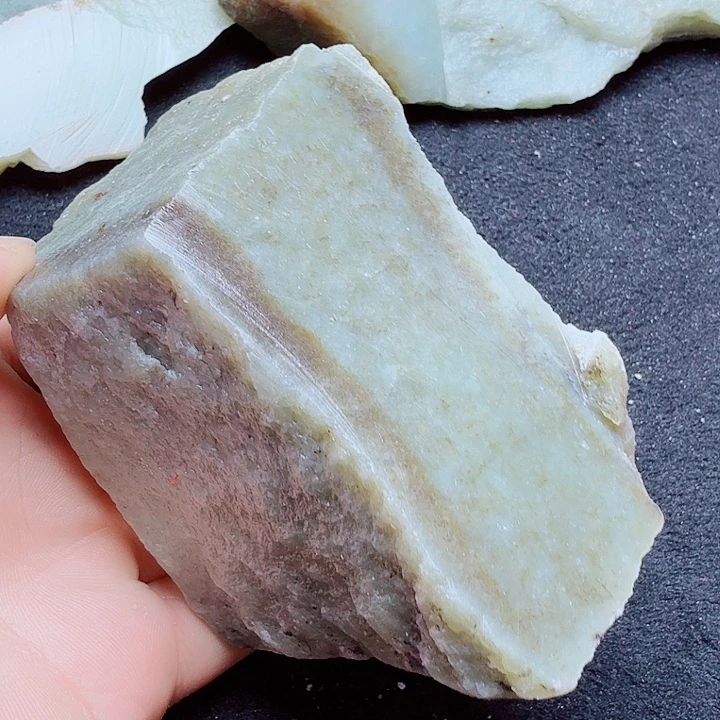 未镶嵌和田玉（糖玉）珠宝半成品