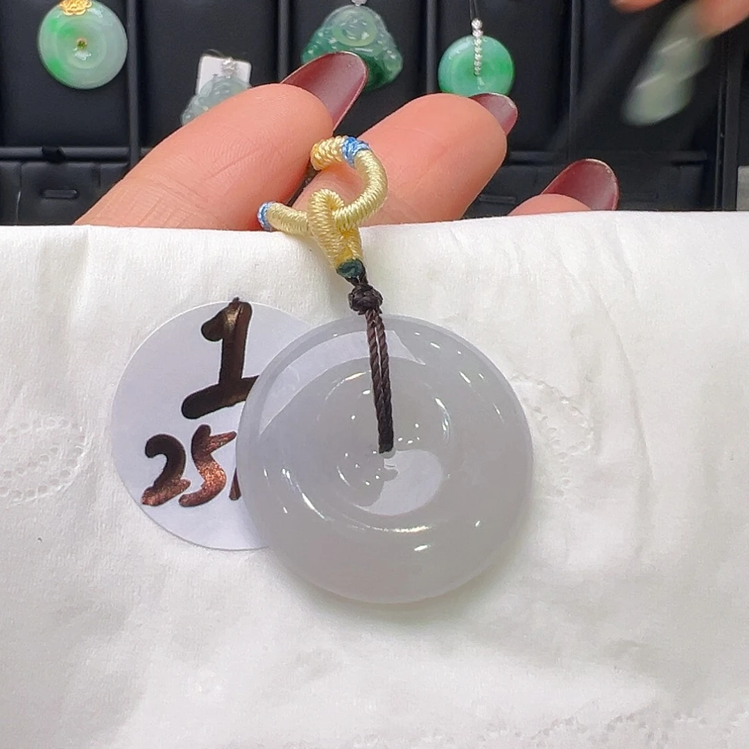 翡翠未镶嵌颈饰福利