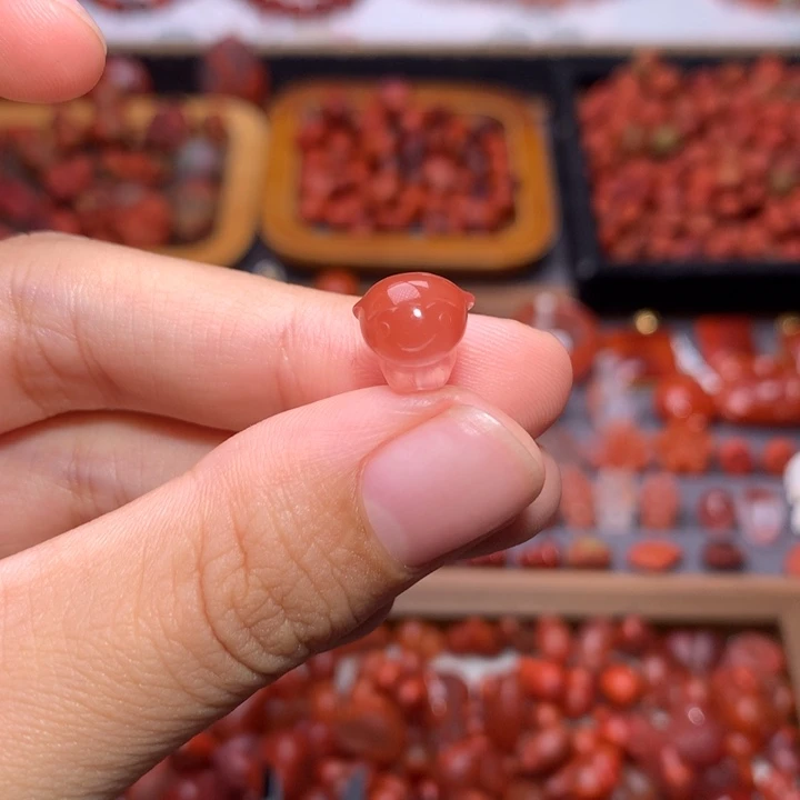 未镶嵌南红南红玛瑙小狗