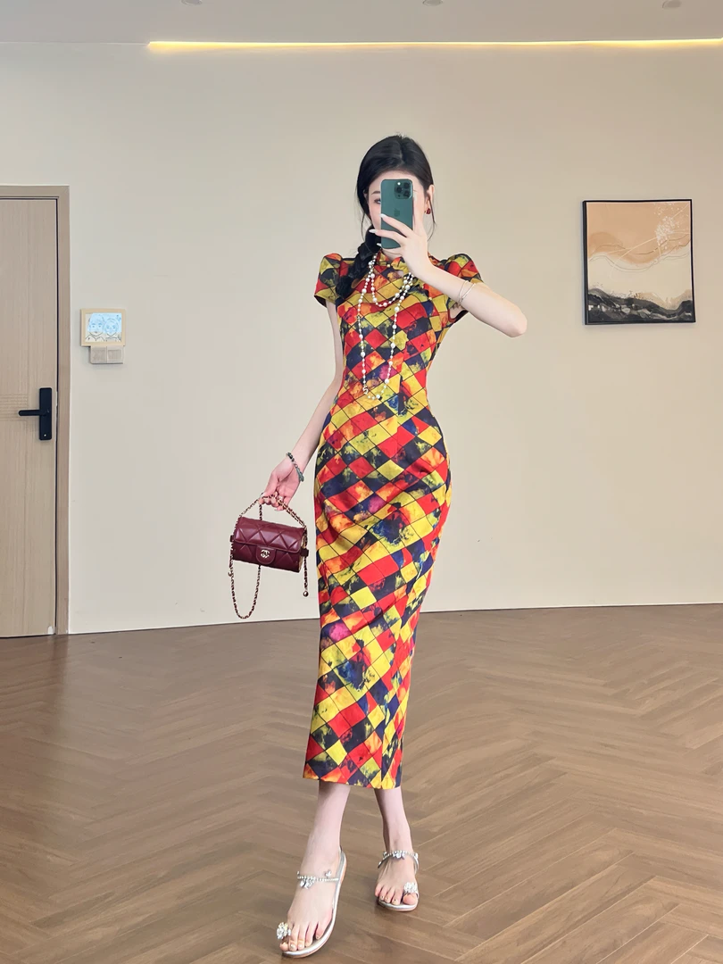 少量现货周子仪红色缎面连衣裙女夏季长裙2025年新款气质时尚裙子