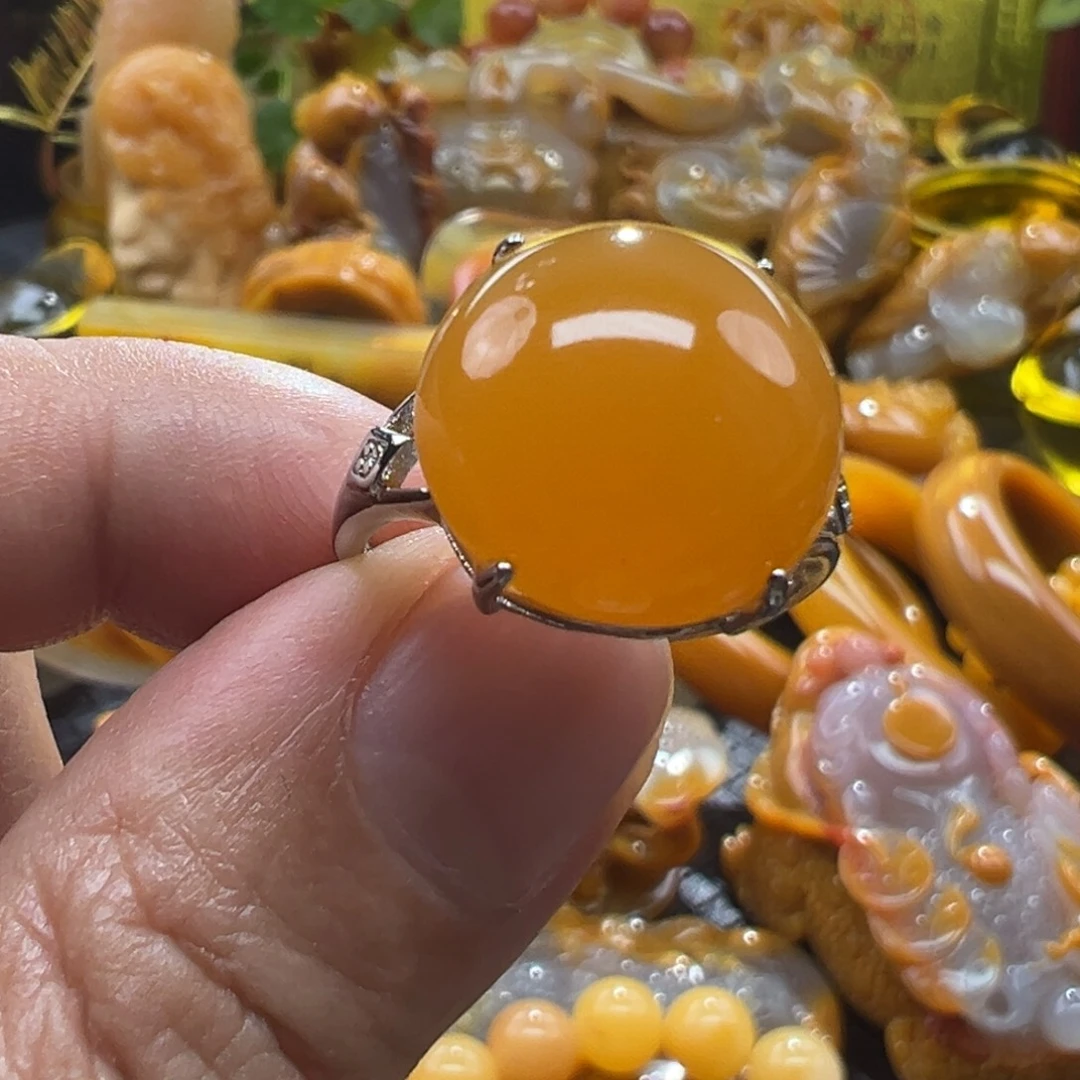 石英质玉未镶嵌颈饰