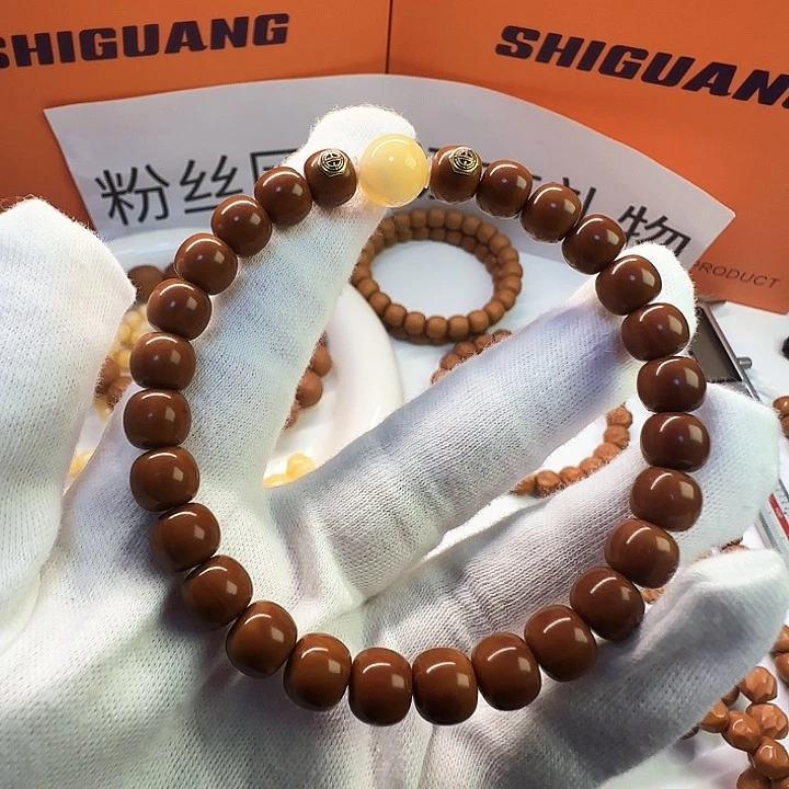 猴头核桃手串已盘一个月