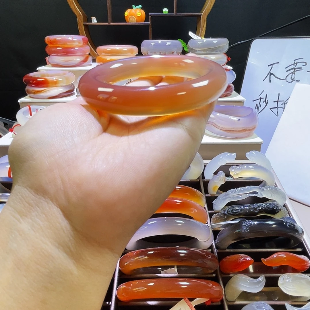 手镯玛瑙/玉髓未镶嵌