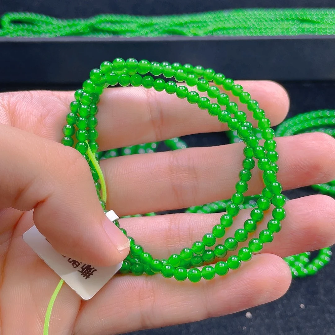 翡翠未镶嵌颈饰