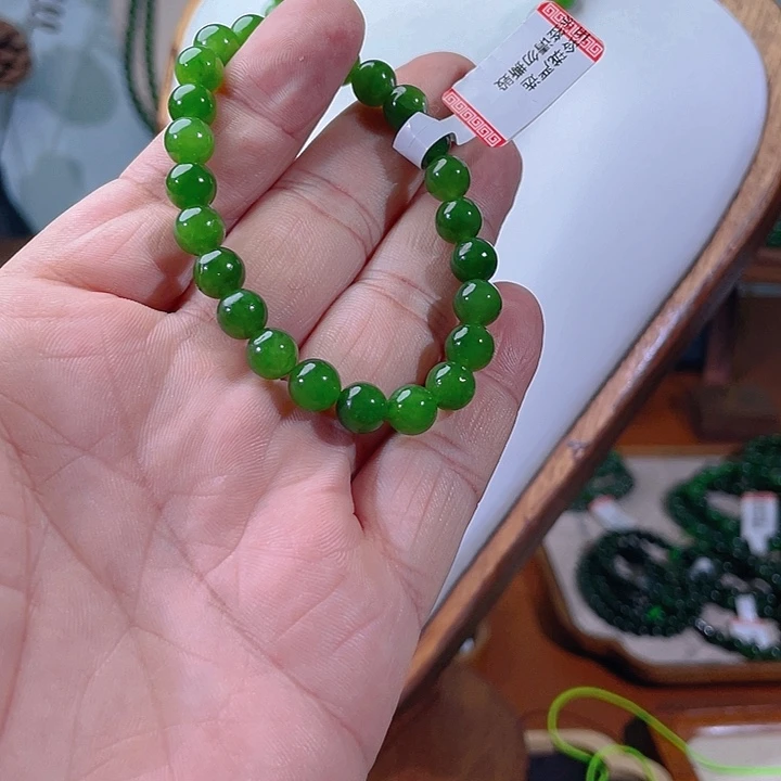 无***画和田玉（碧玉）未镶嵌颈饰8