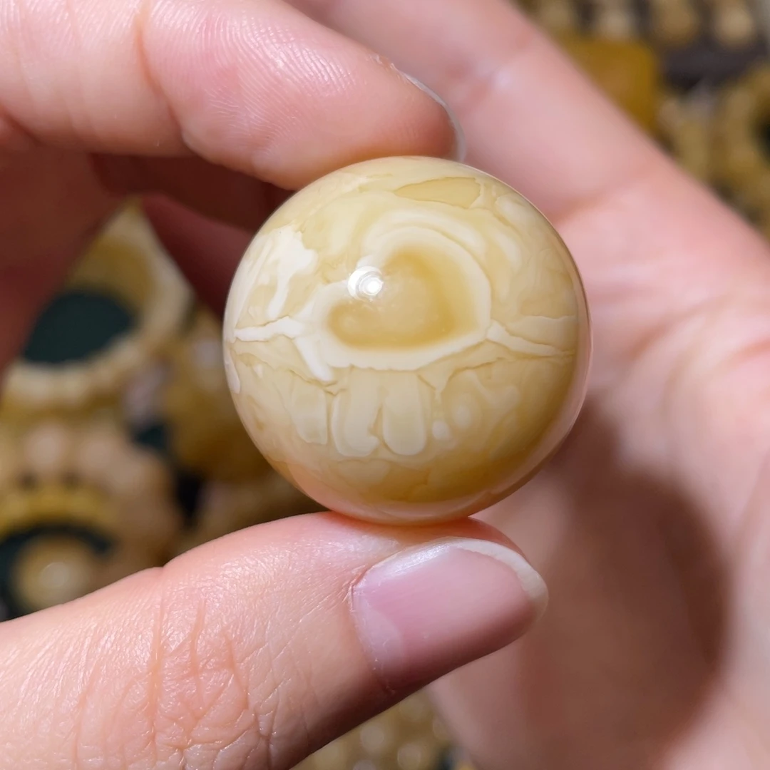 蜜蜡未镶嵌珠宝奇石29.1mm