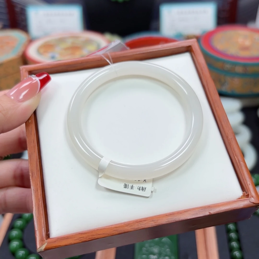 和田玉未镶嵌手链手镯53.8