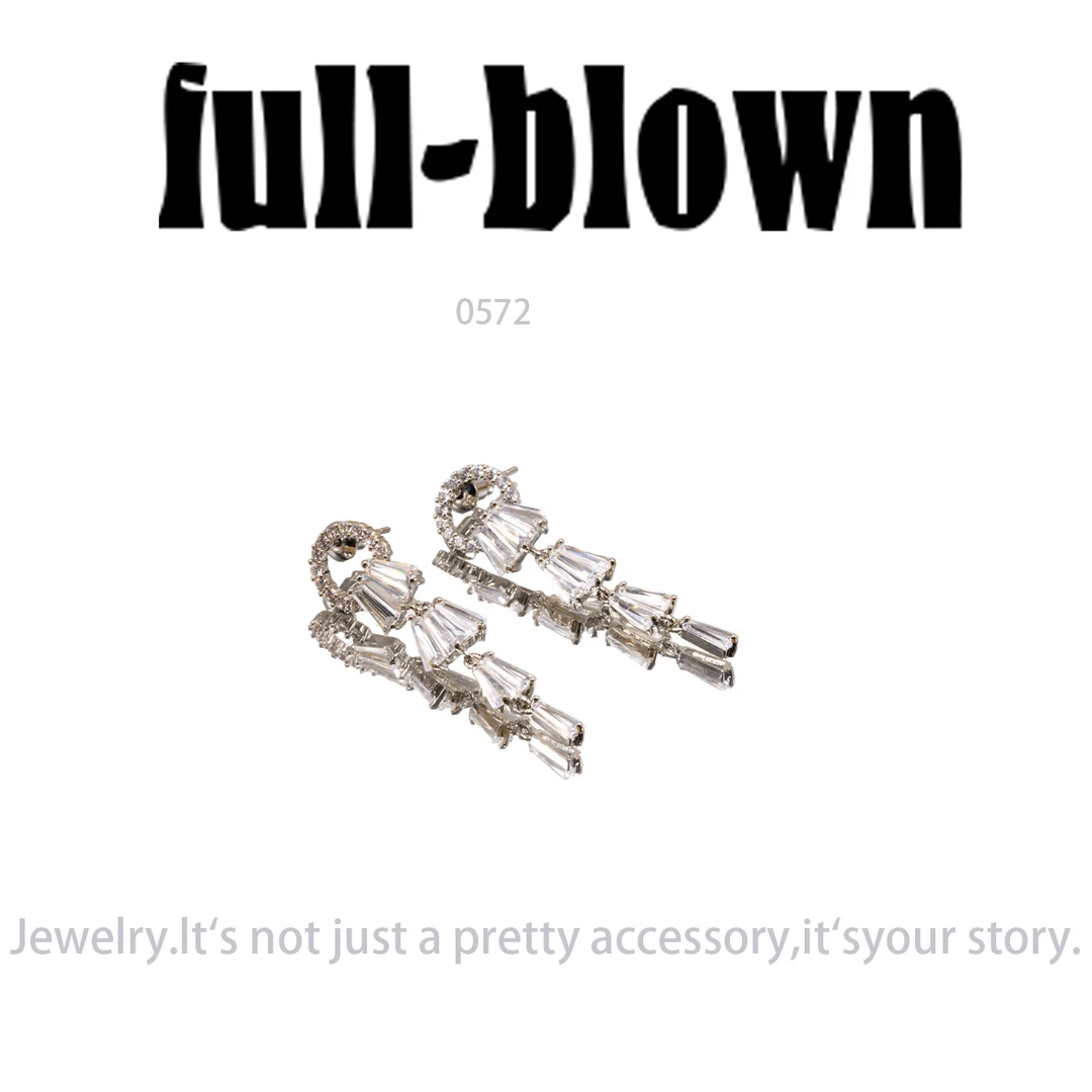 铜合金耳饰 简约镶嵌个性气质耳环小众设计高级感耳饰～0572