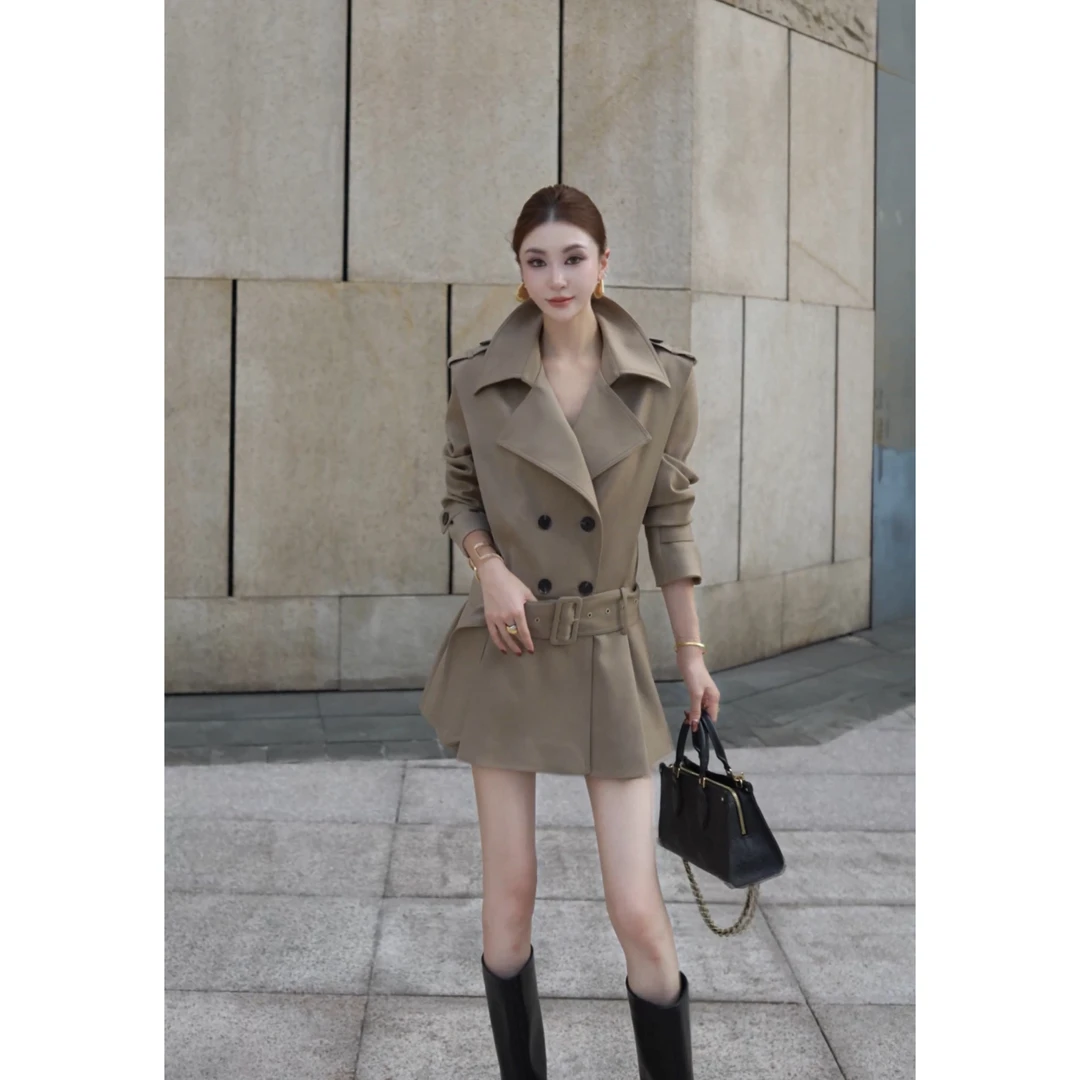 KIKI【夜之巴黎】2025初秋洋气时尚翻领雾面绒感外套裙5Q3230