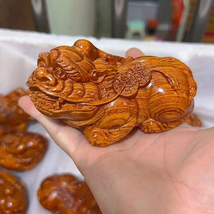 木花梨木12貔貅一只