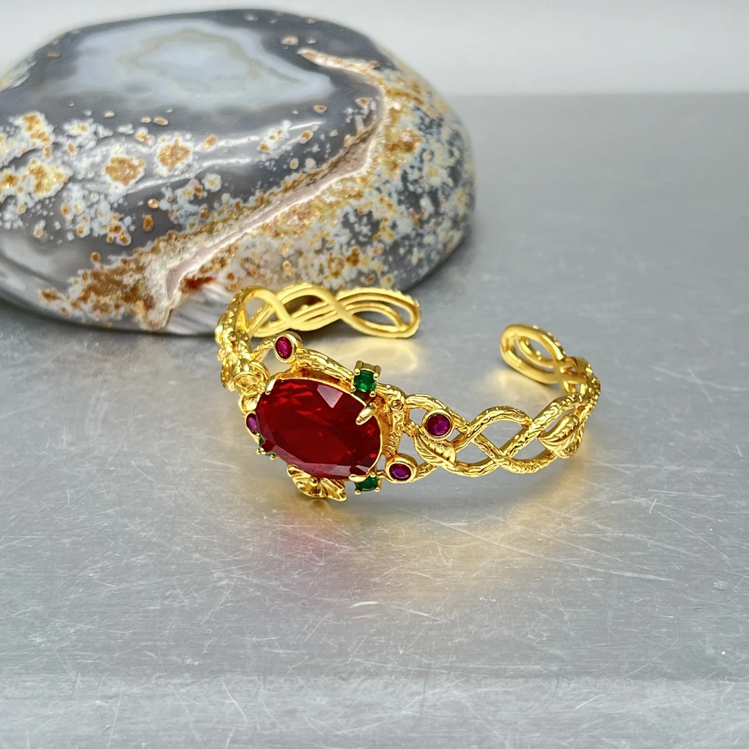 于骥 D077红首饰 多样性发一