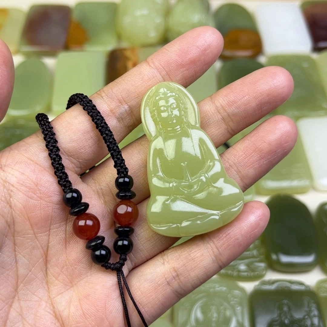 新疆昆仑山料观音
